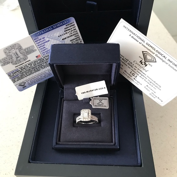 Engagement 1.01 karat diamond ring set - Picture 6 of 8